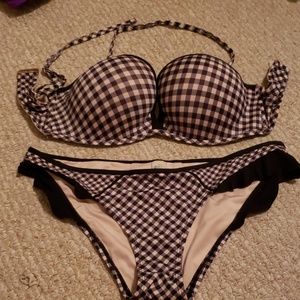 Victoria secret bathing suit 34D Medium bottom